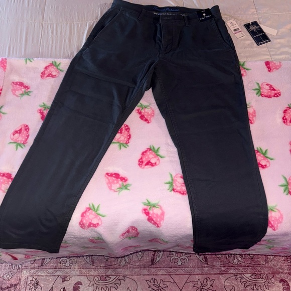 Men’s Tommy Bahama Gray Harbor Point Flat Front Straight Leg Pant (size 32 x 30) - Picture 7 of 11